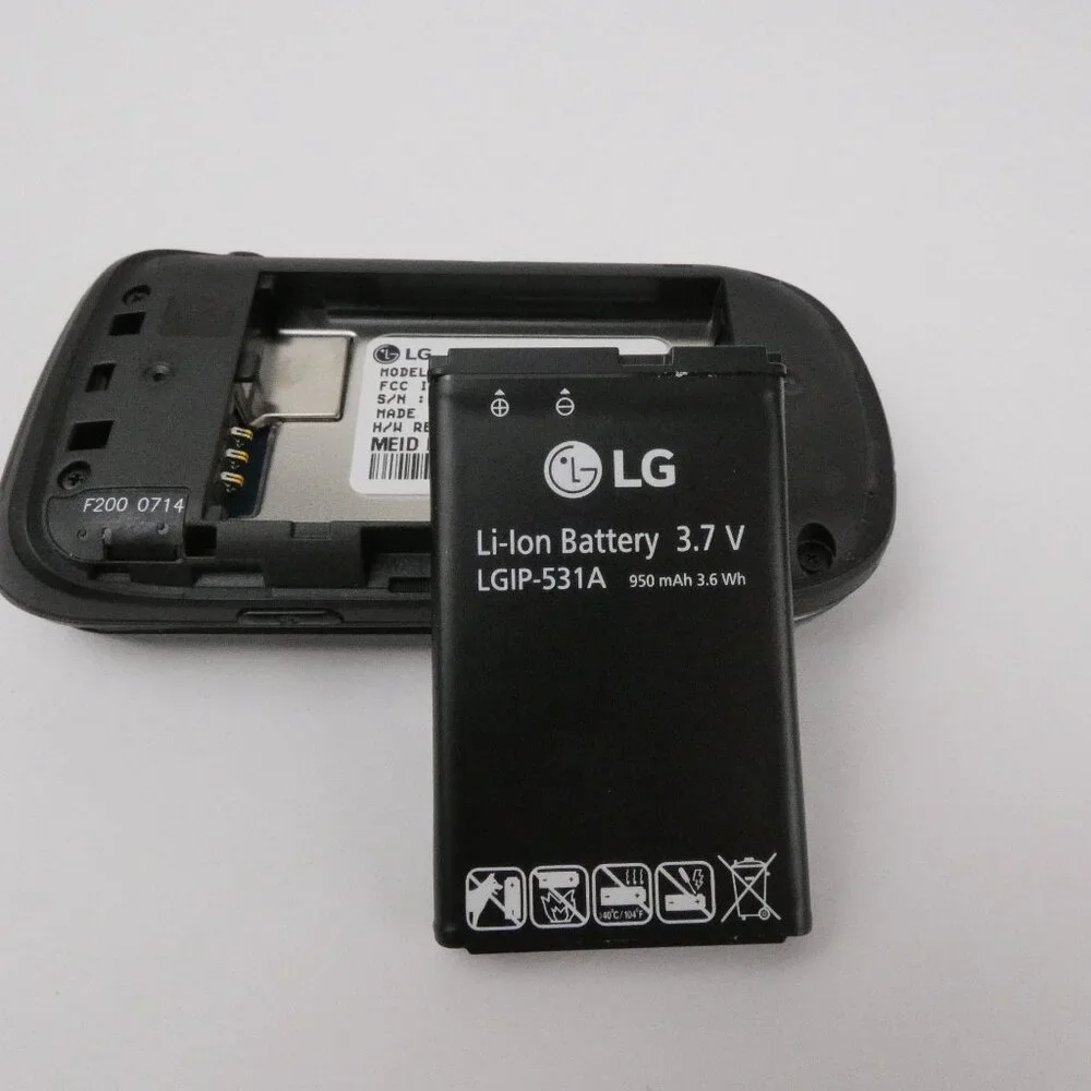 LG VN170 Revere 3 Verizon Flip Cell Phone 128 MB Factory Reset